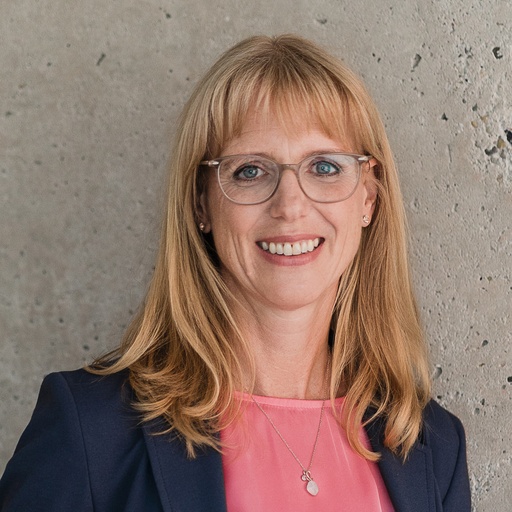 Portrait Petra Frieß